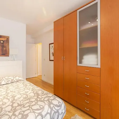O'porto Fontinha Flat דירה *